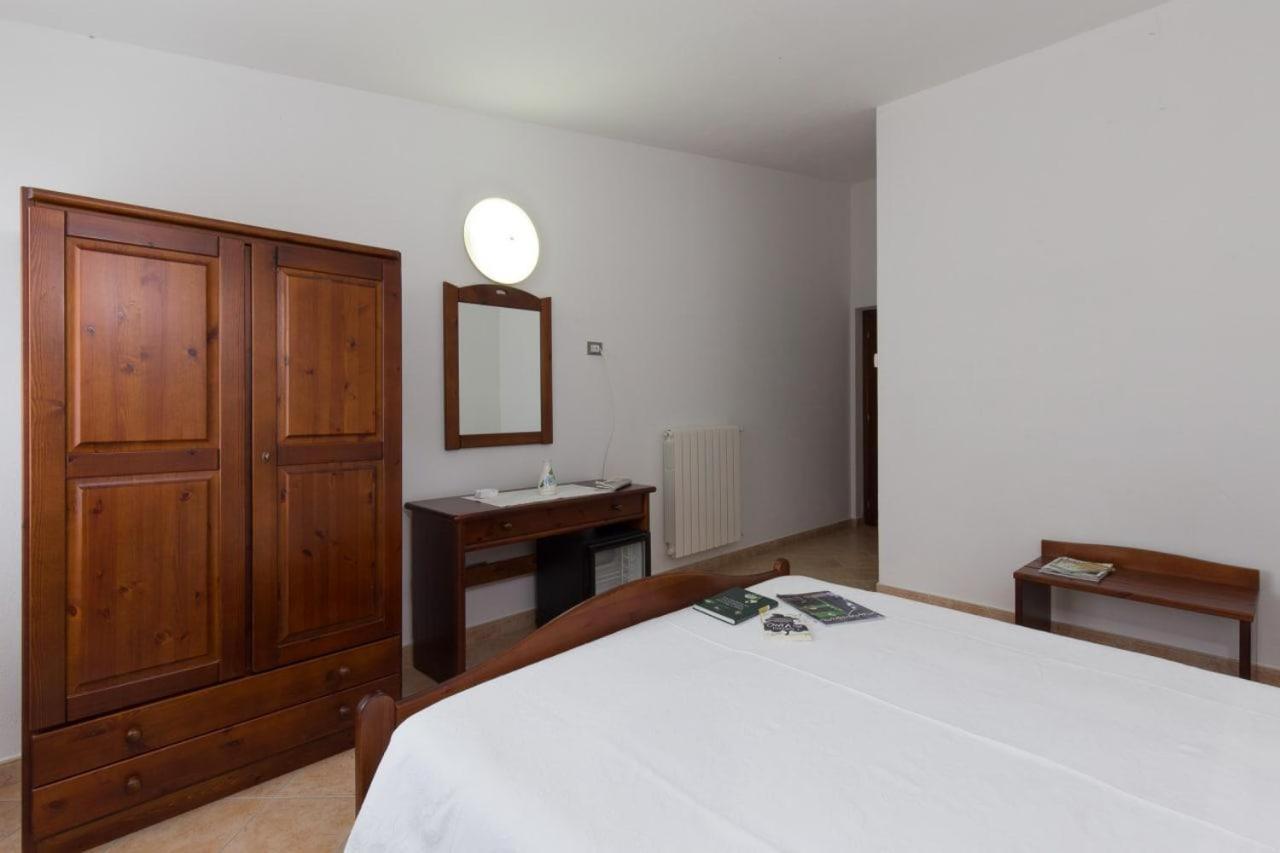 Hotel Ispinigoli Dorgali Εξωτερικό φωτογραφία