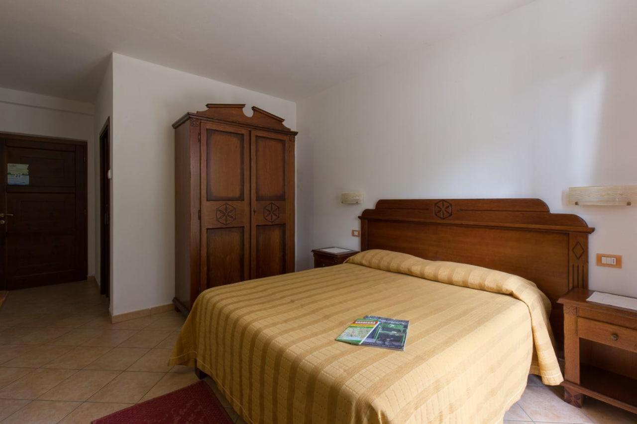 Hotel Ispinigoli Dorgali Εξωτερικό φωτογραφία